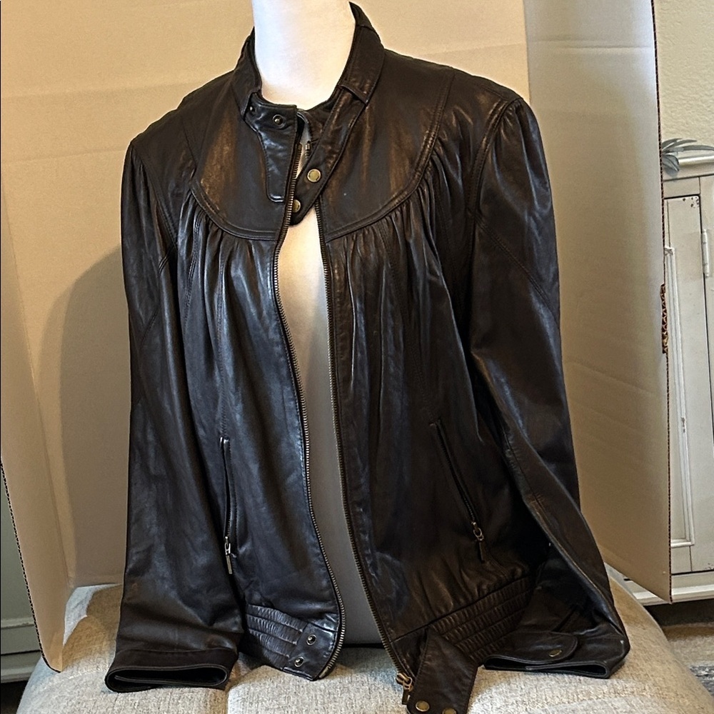 GIANNI  BINI CHOCOLATE BROWN SOFT LEATHER MOTO BOMBER JACKET SIZE LARGE